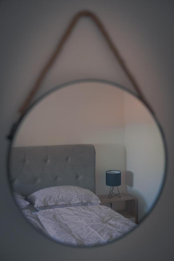 Mila Apartman Appartamento Ðakovo Esterno foto